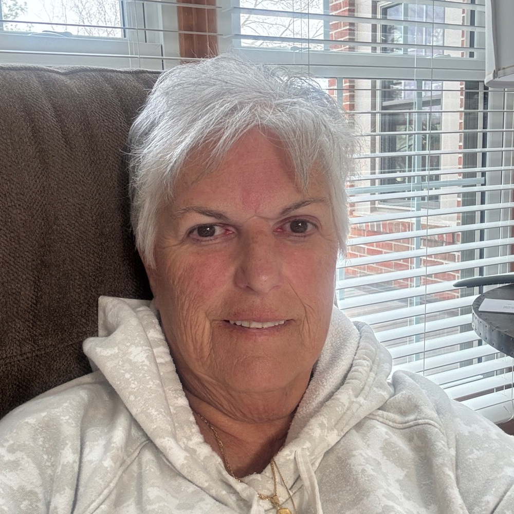Meet your Posher, Debbie